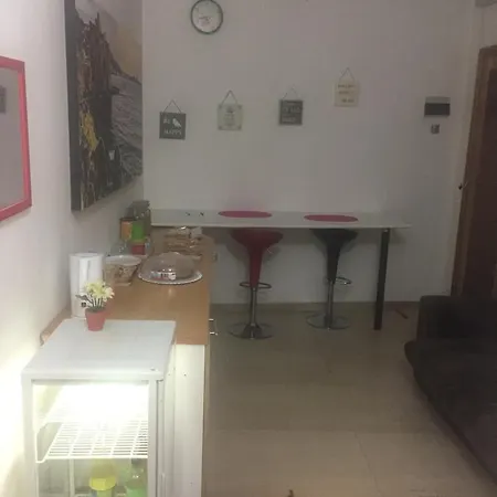 Centro فندق مبيت وإفطار